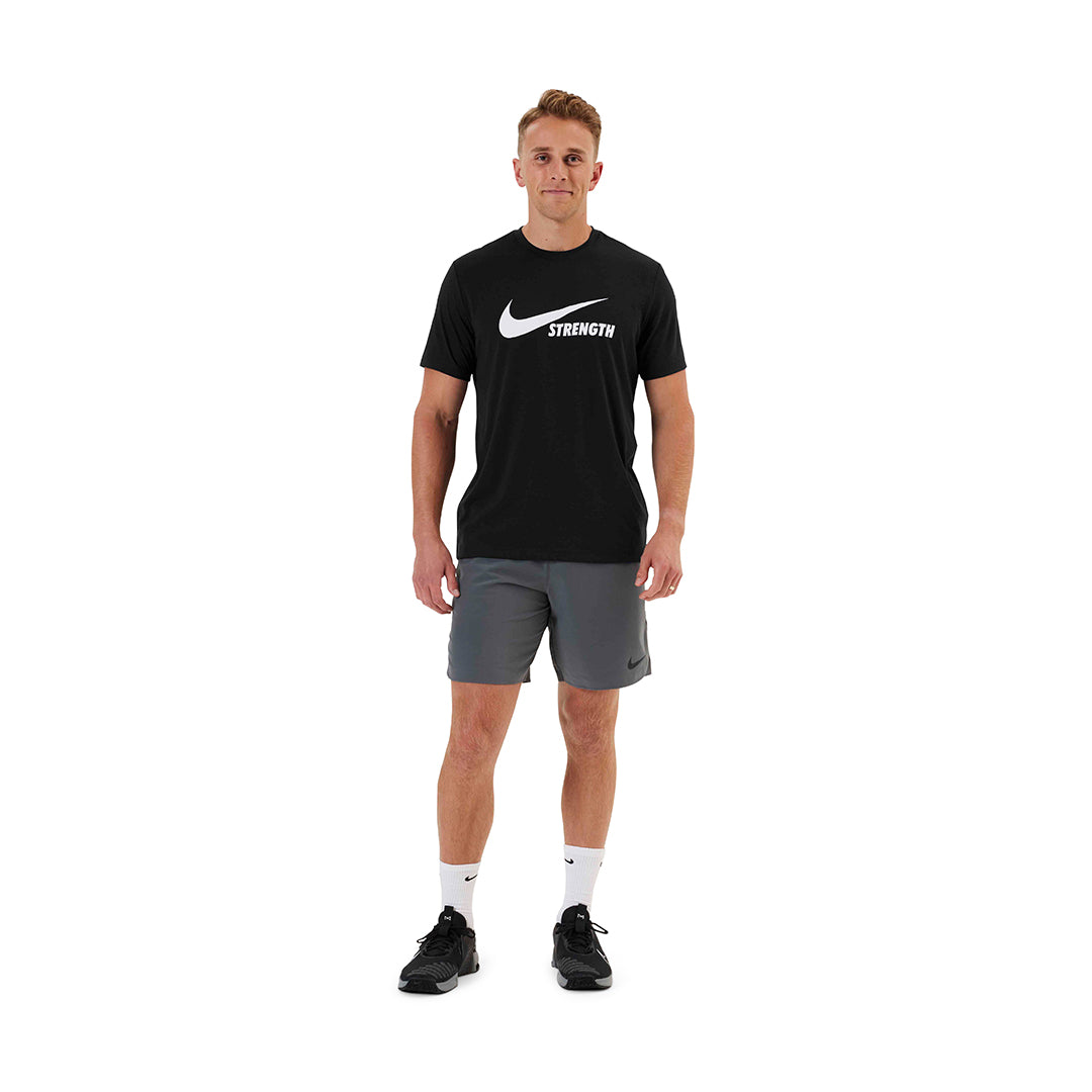 T-shirt Nike Strength Dri-Fit – Noir