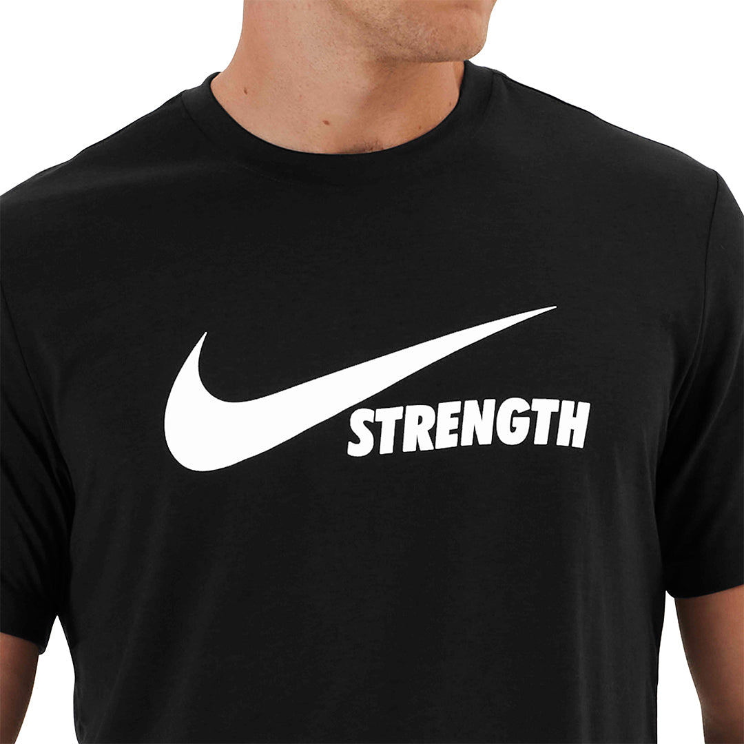 T-shirt Nike Strength Dri-Fit – Noir