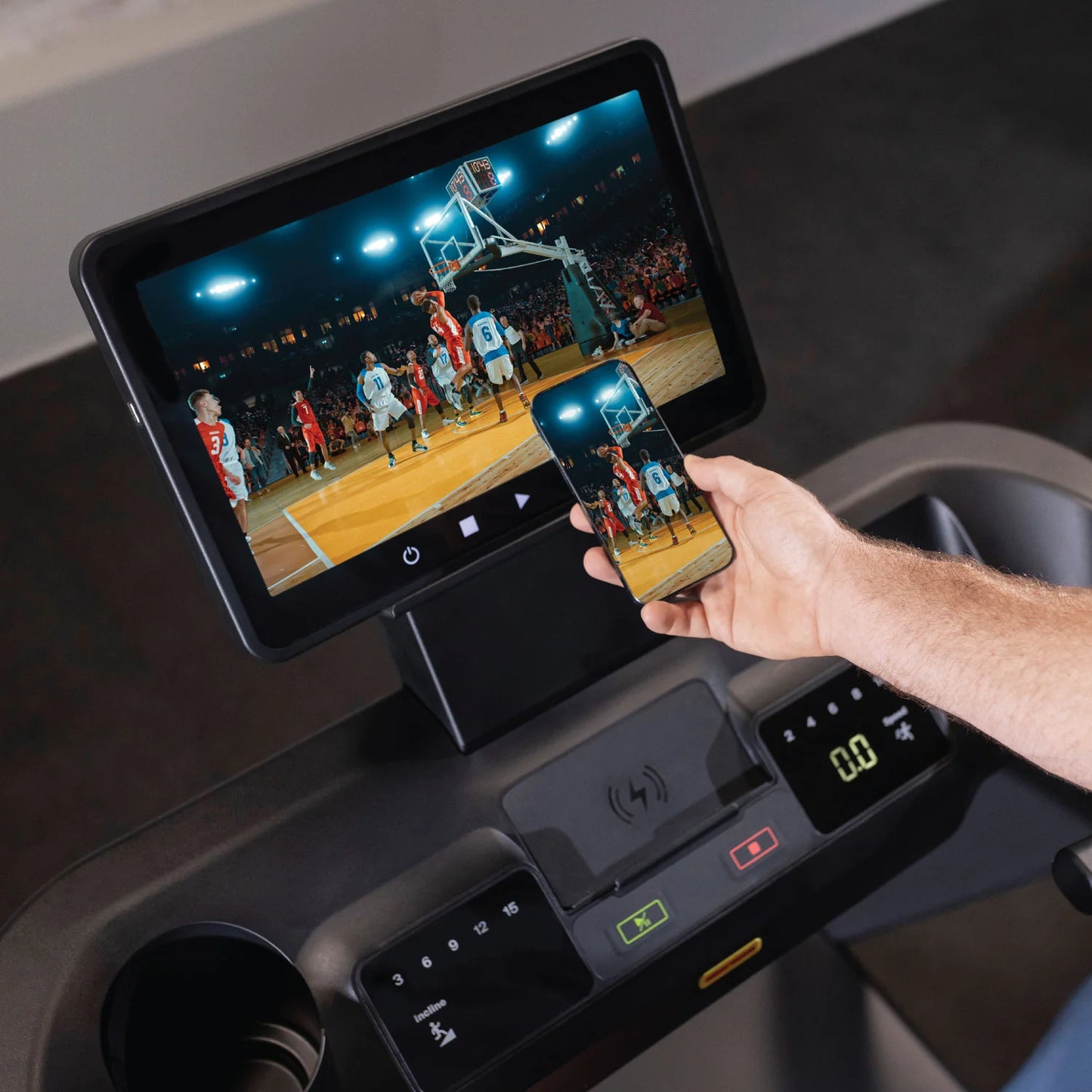 Série Inspire - Tapis de course T7S avec écran tactile de 15,6 po