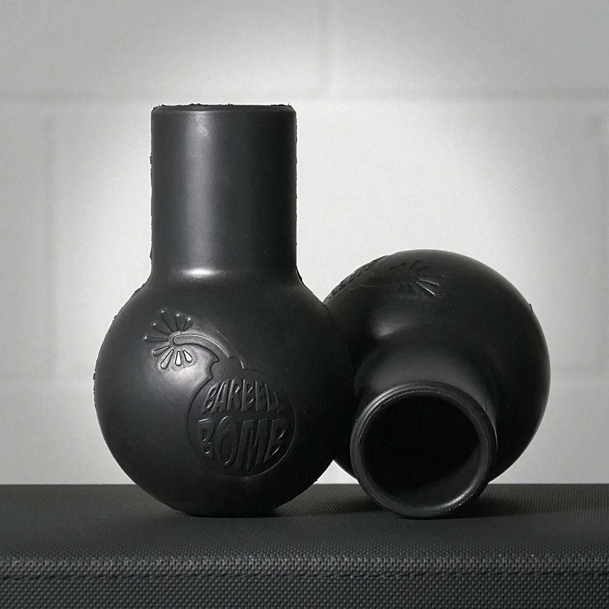 ENSEMBLE BARBELL BOMB - COMPREND UNE BARRE OLYMPIQUE !