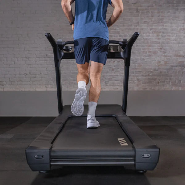 Inspire Series - T7S Treadmill with 15.6" Touchscreen