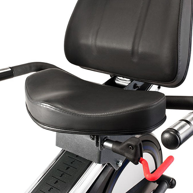 SCT400G SEATED CROSSTRAINER Cardio Canada.