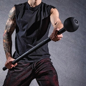 Massues & gants d'armes en acier