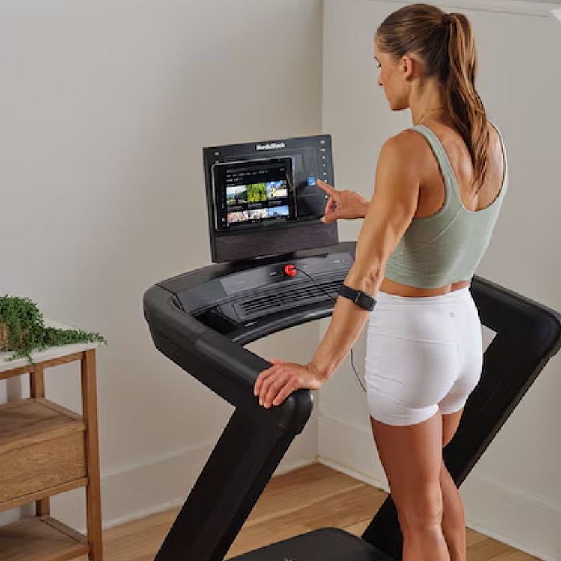 NordicTrack LE Treadmill (NTL13125) – The Treadmill Factory