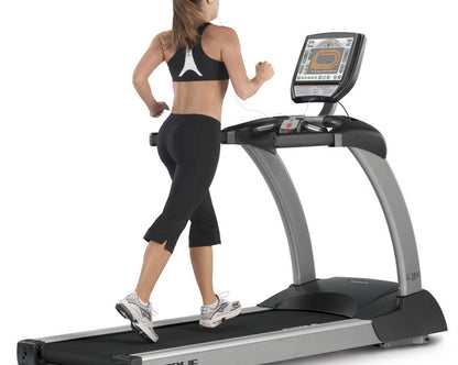 TRUE Fitness LC1100 Treadmill - 2 Window Cardio Canada.