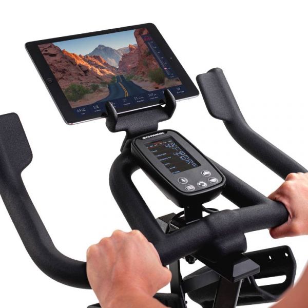 Schwinn ic4 indoor cycling bike deals stores