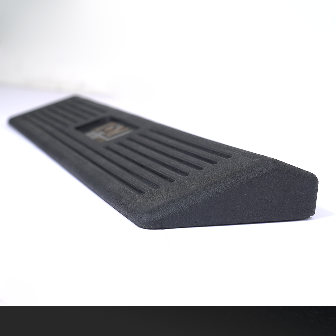 XM FITNESS RUBBER LIFTING WEDGE
